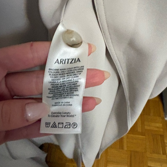 Babaton Cream Women's Robe - Picture 10 of 10